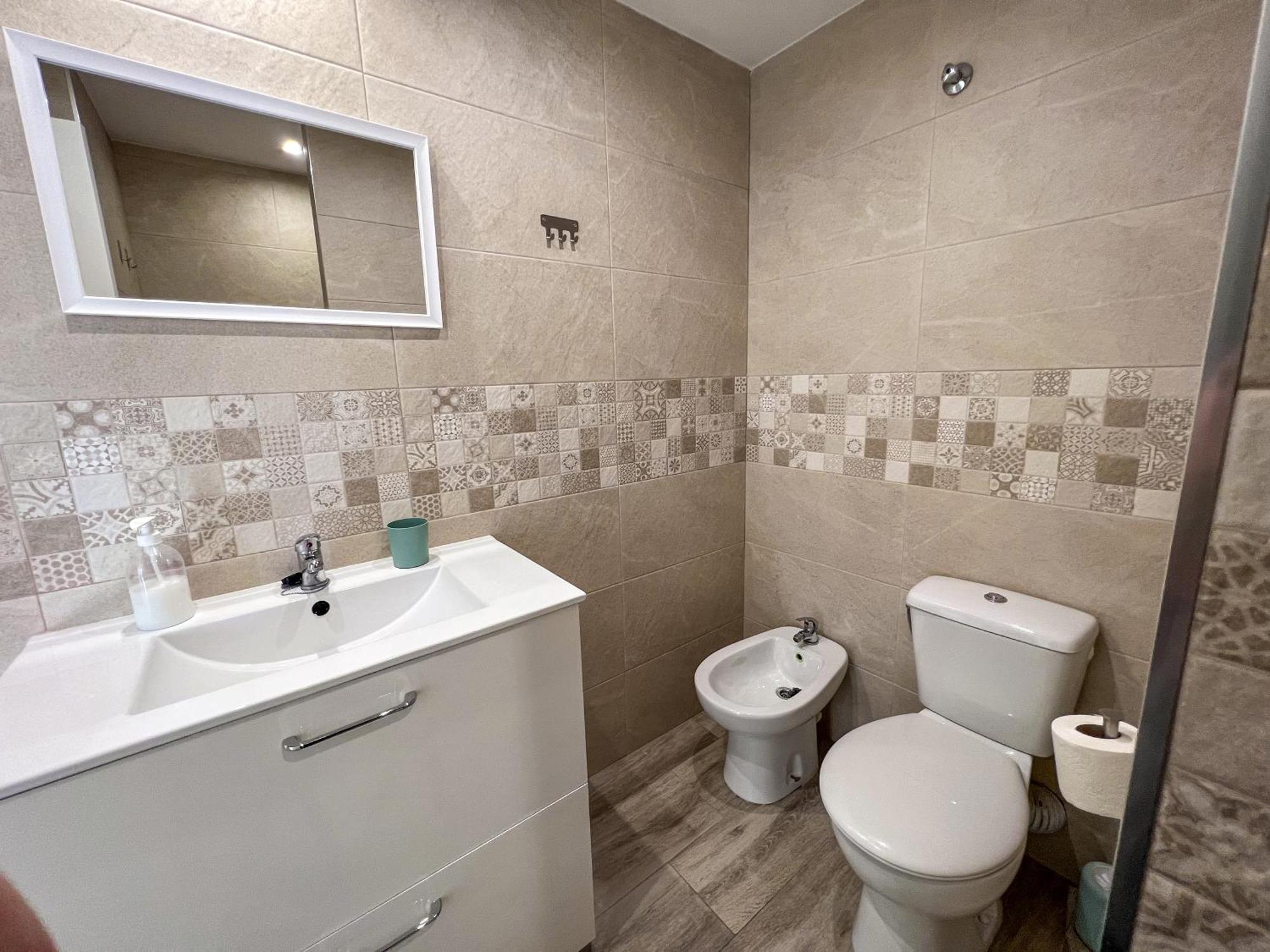 Karola Cosy Appartement Benidorm Buitenkant foto