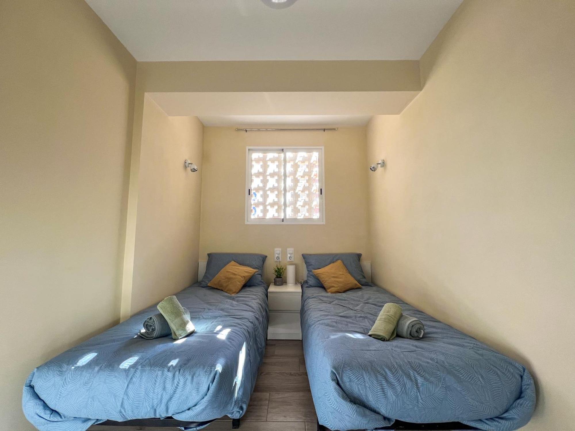 Karola Cosy Appartement Benidorm Buitenkant foto