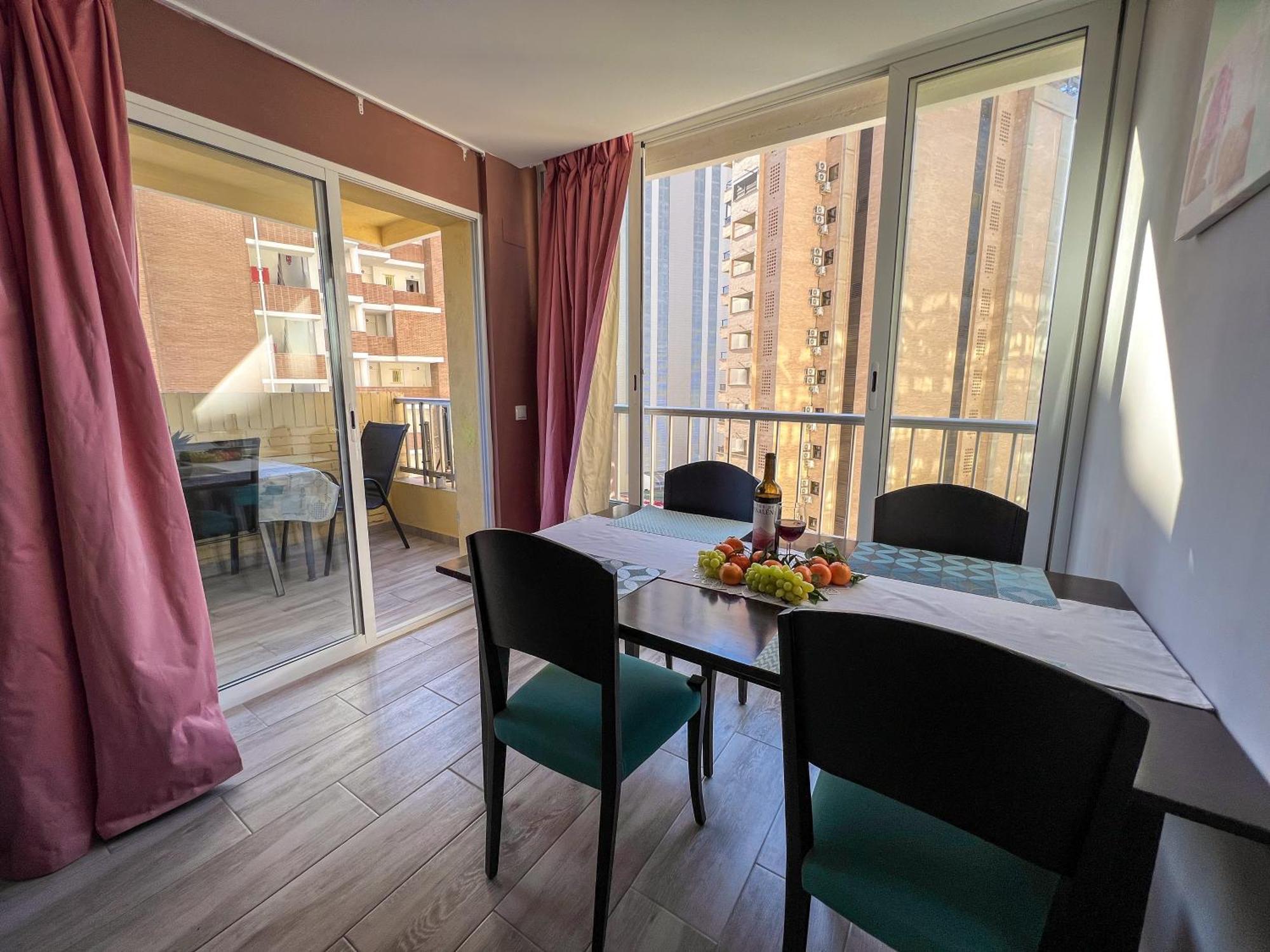 Karola Cosy Appartement Benidorm Buitenkant foto